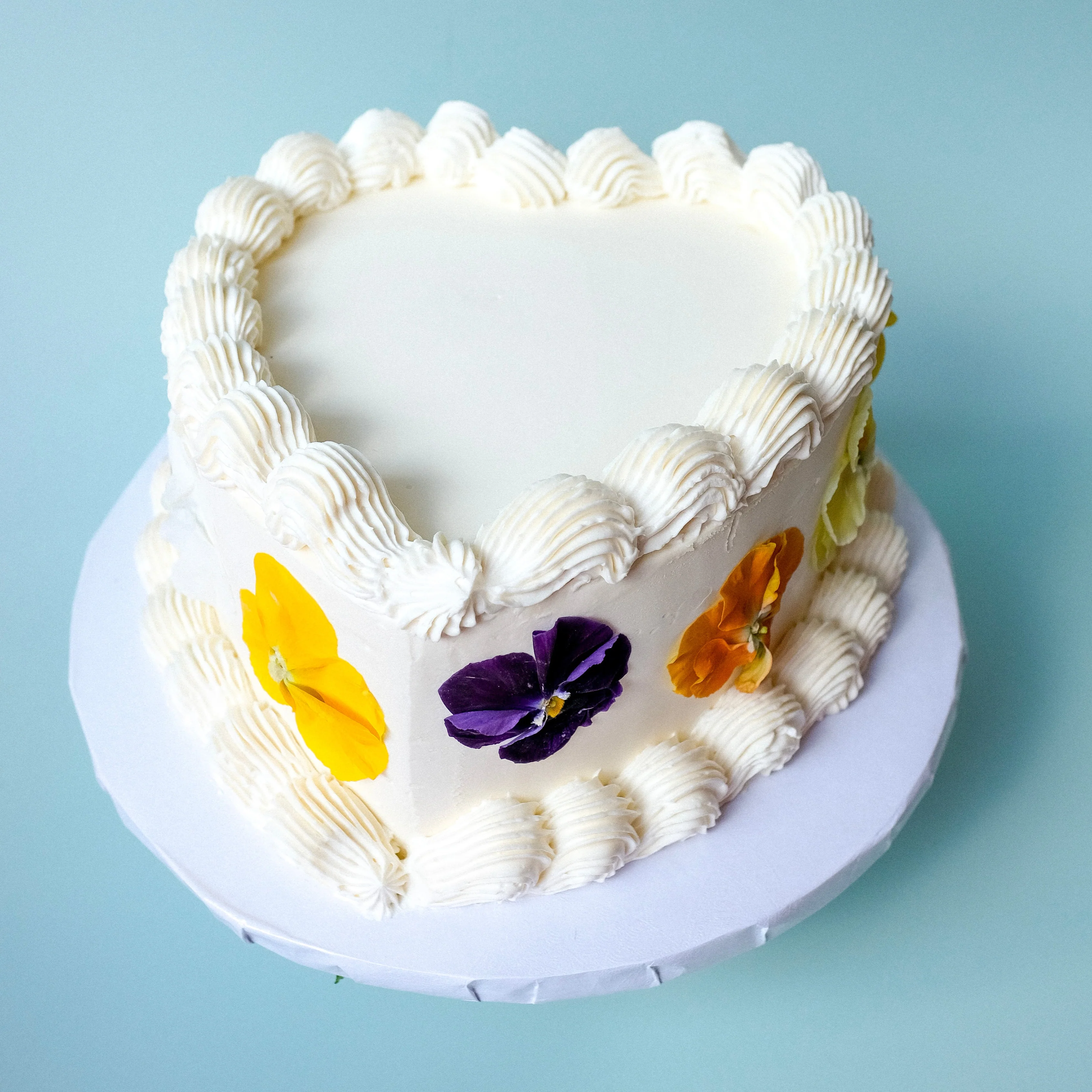 Flower Heart Cake - Image 3
