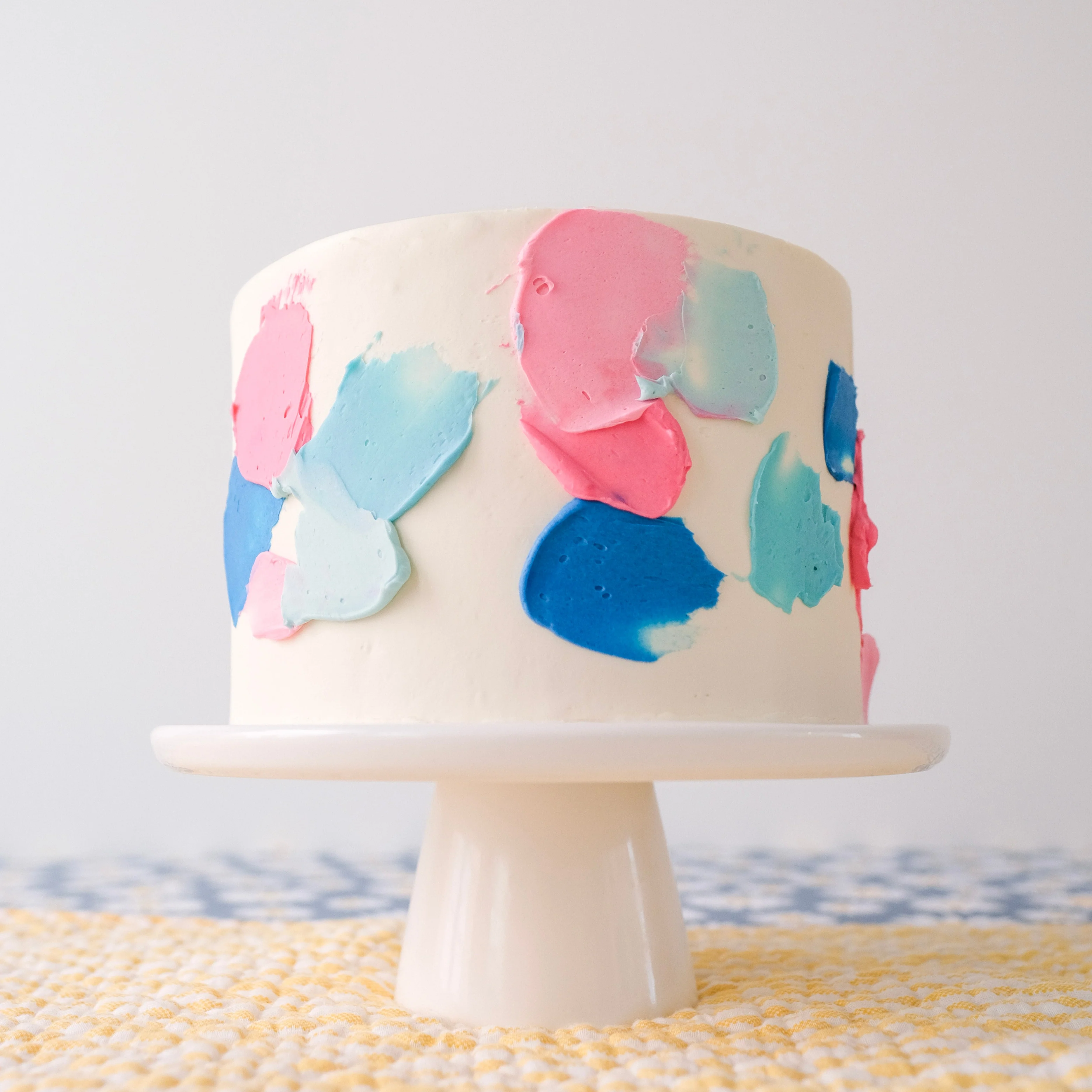 Gender Reveal Cake - Image 6