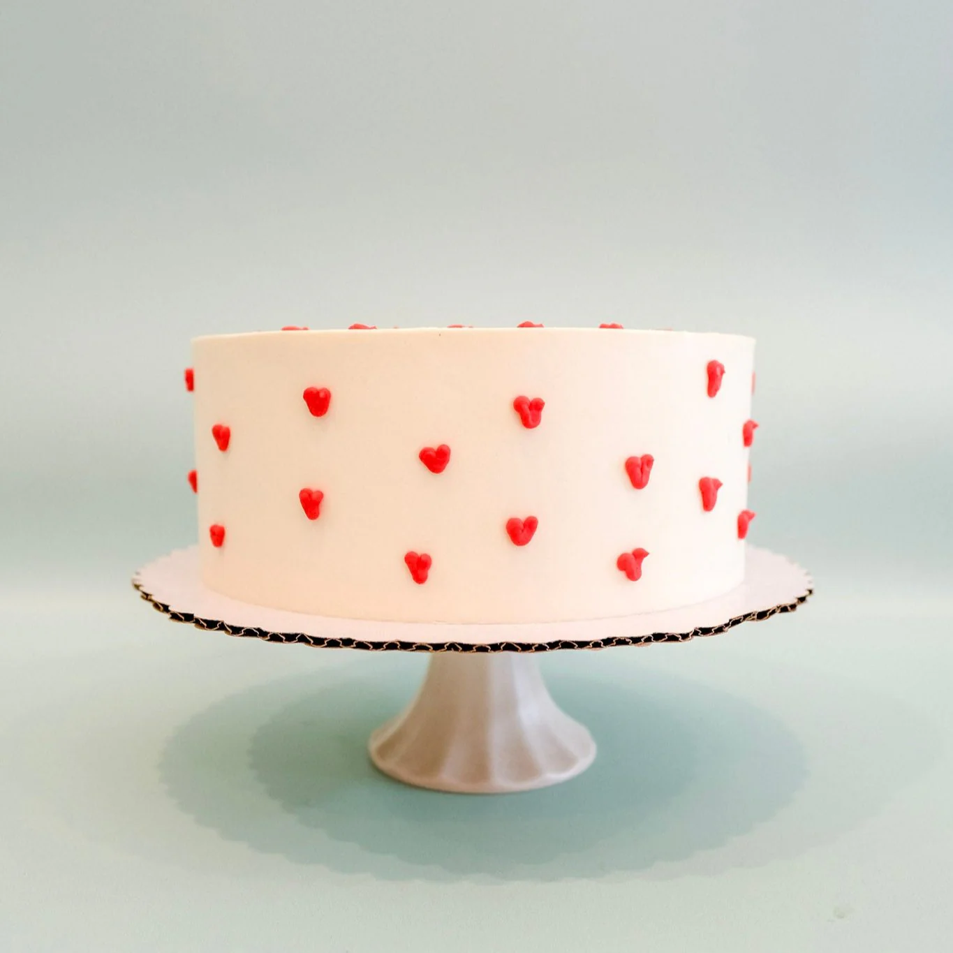 Hearts Cake White and Red - Image 3