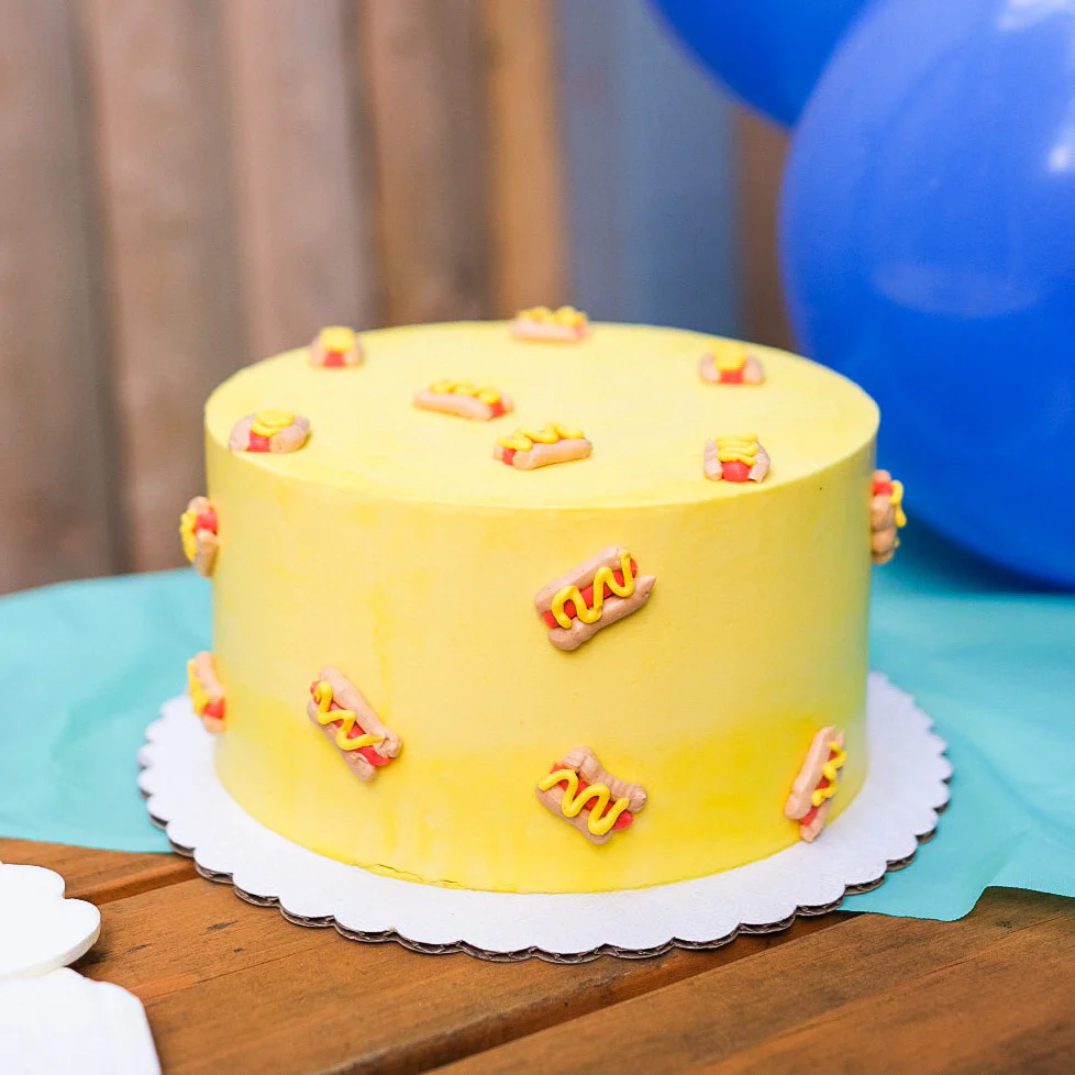 Hot Dog Cake - Image 5