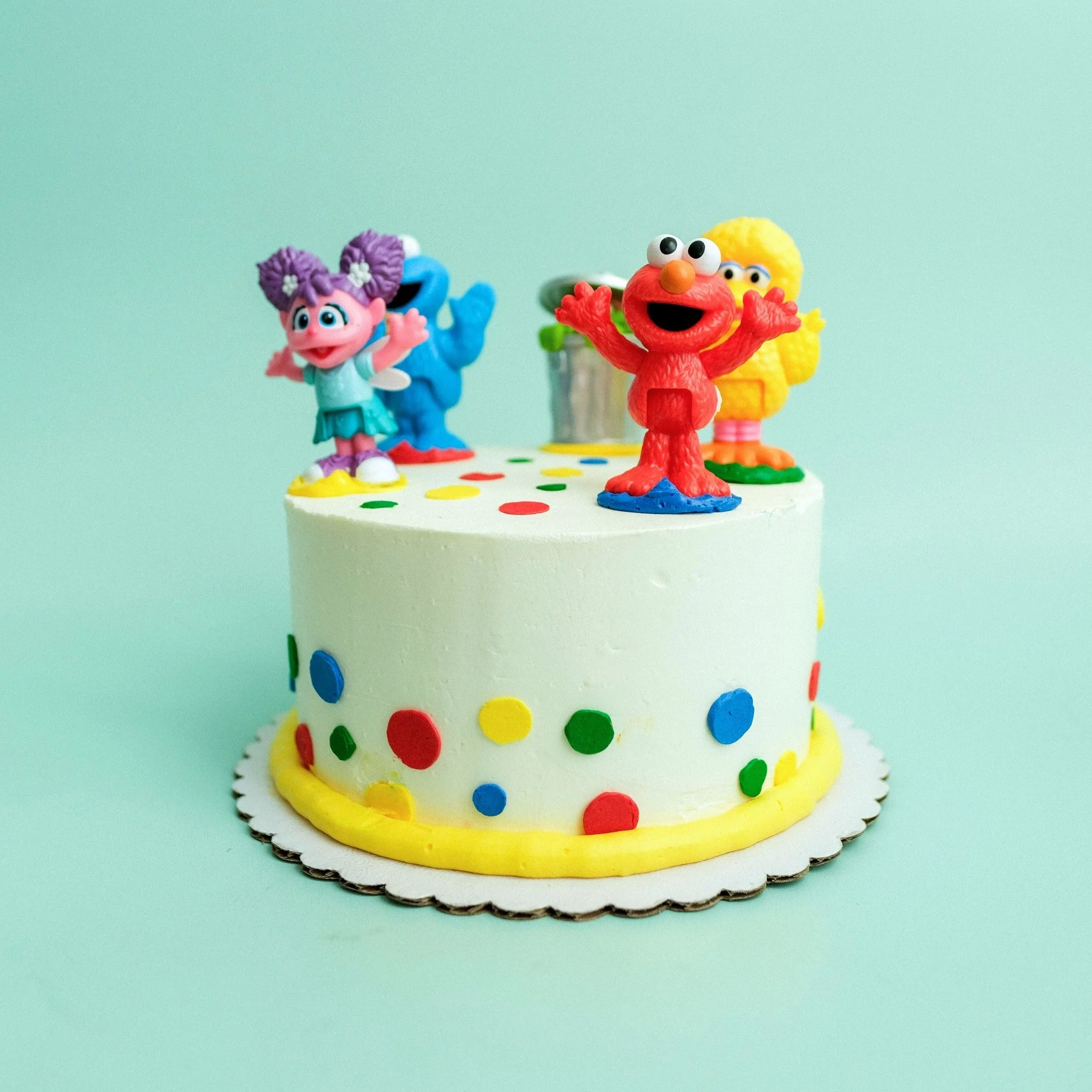 Sesame Street Cake - Image 3