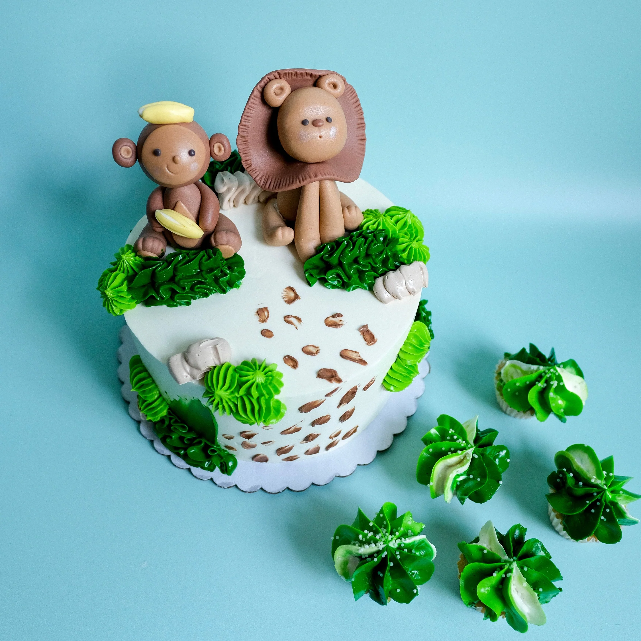 Safari Green Mini Cupcakes, box of 24 - Image 3